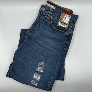 27x28 Levi’s Wedgie Straight 349640130